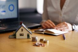 How a Property Investment Consultant Helps Build a Long-Term Property Strategy
